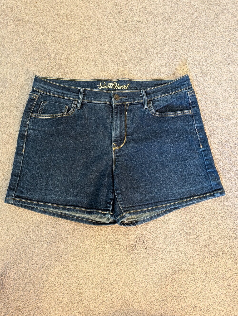 Old Navy the Sweetheart Women's Denim Shorts, size 12